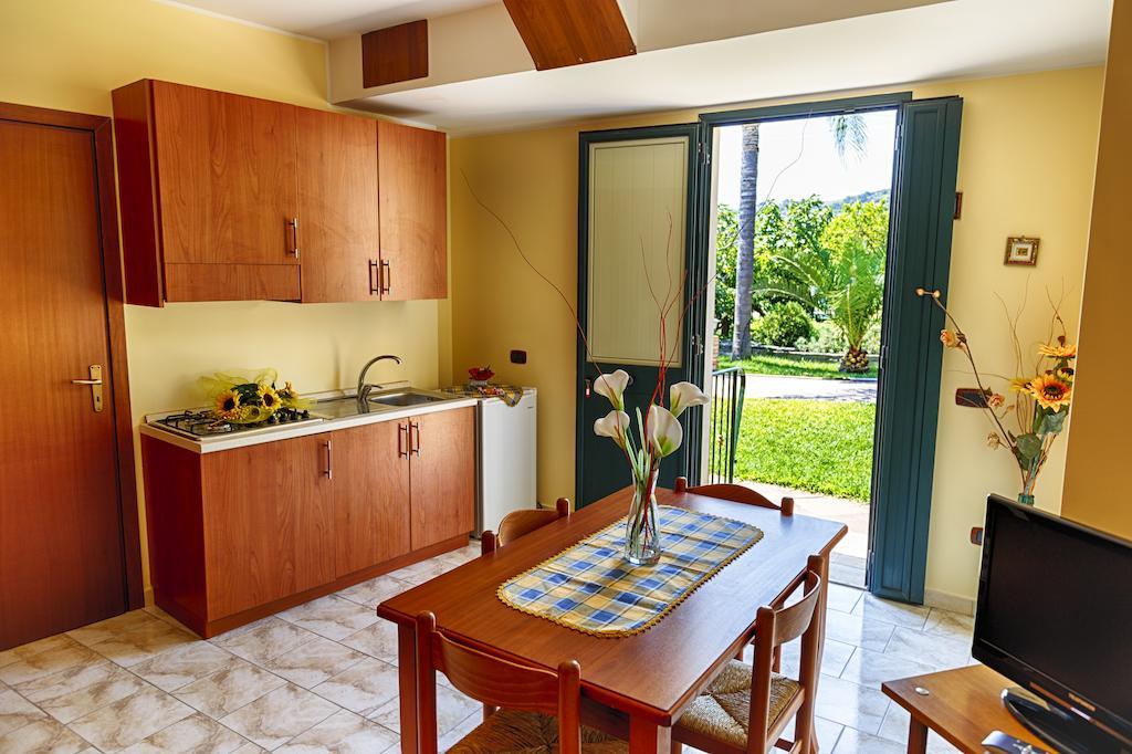 Casa Vacanze Alcantara Gaggi Ruang foto