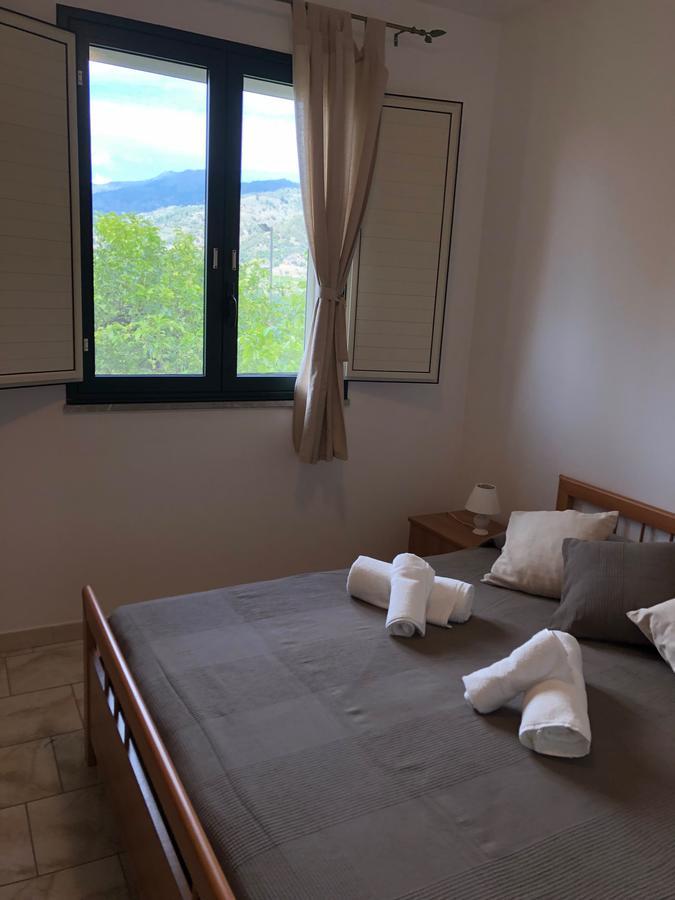 Casa Vacanze Alcantara Gaggi Bagian luar foto