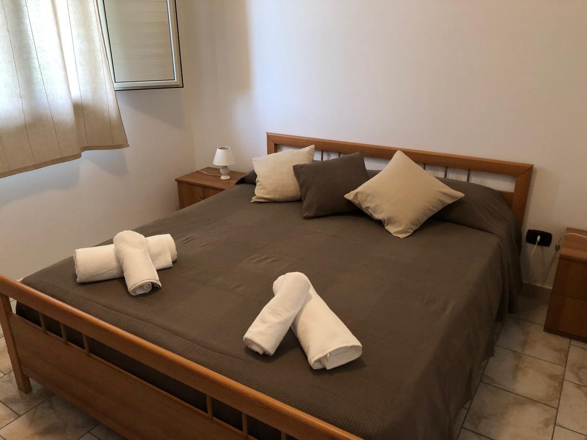 Casa Vacanze Alcantara Gaggi Bagian luar foto